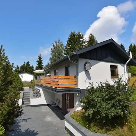 Im Thüringer Wald/ Haus Selma Suhl